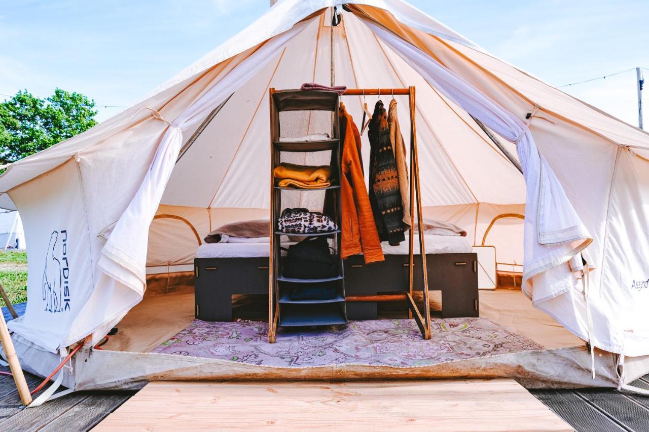 מלון Rendswuhren Domo Camp - Nature Glamping Hof Viehbrook מראה חיצוני תמונה
